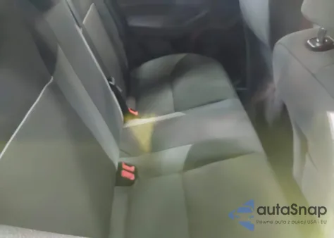 2013 Ford Focus Se z USA, uszkodzony, nr VIN 1FADP3F26DL232202